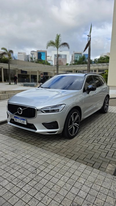 VOLVO XC60 2.0 T8 HYBRID R-DESIGN 2020