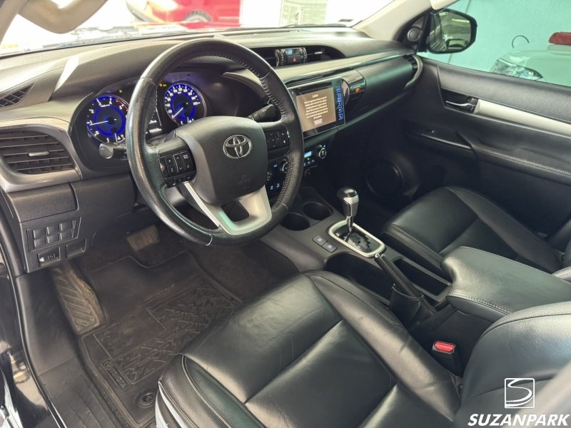 Toyota Hilux CD - foto 4