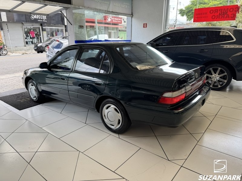 Toyota Corolla - foto 2
