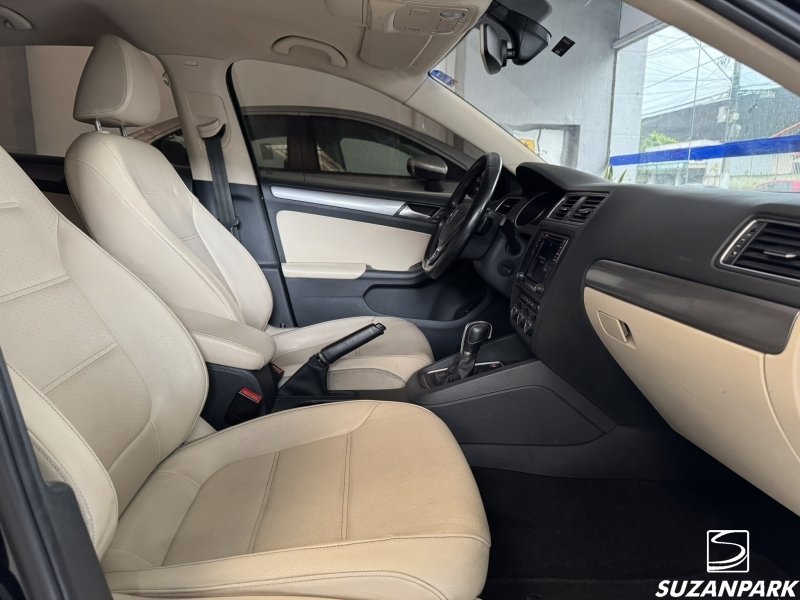 Volkswagen Jetta - foto 15