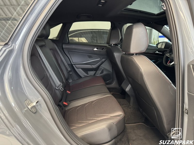 Volkswagen Jetta - foto 15