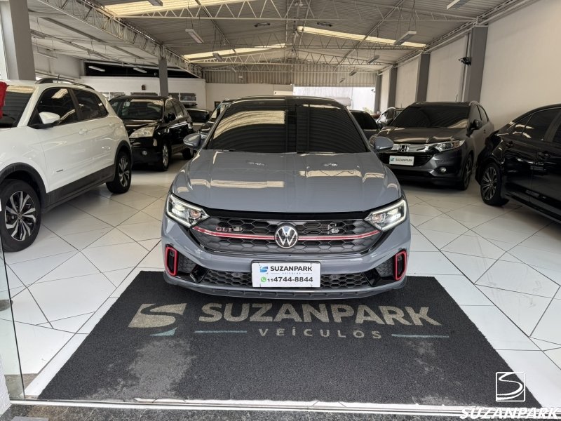 Volkswagen Jetta - foto 18