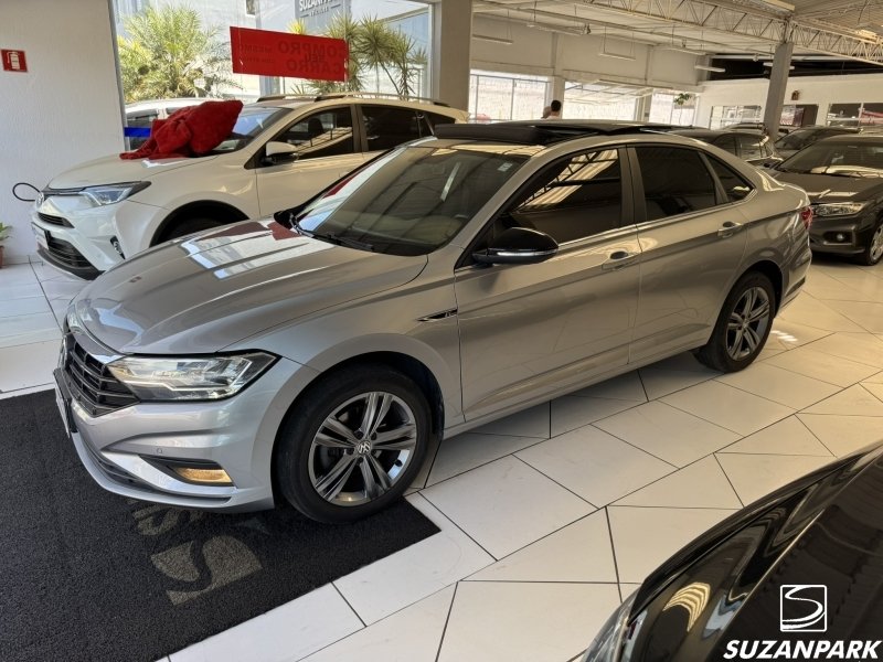 Volkswagen Jetta - foto 1