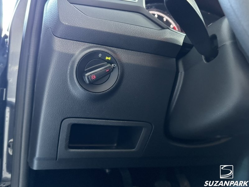 Volkswagen Voyage - foto 10