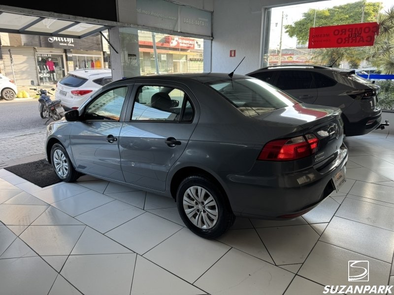 Volkswagen Voyage - foto 2