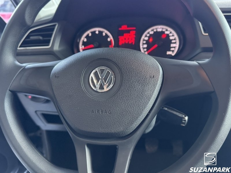 Volkswagen Voyage - foto 9