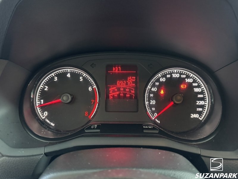 Volkswagen Voyage - foto 6