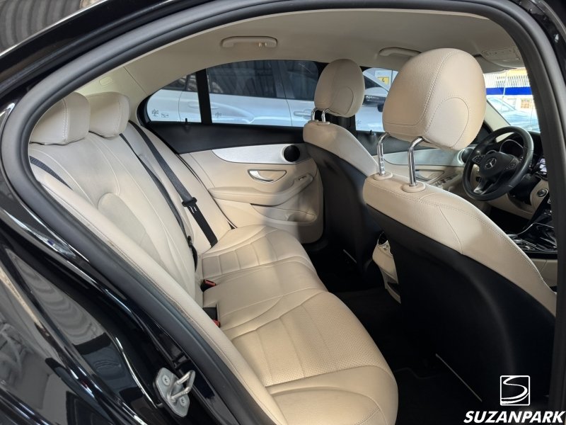 Mercedes-Benz C180 - foto 15