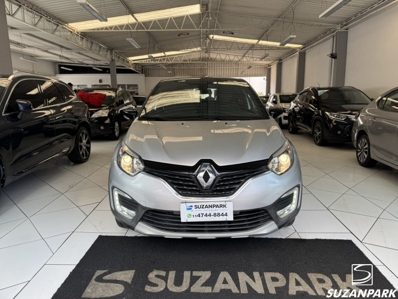 Renault Captur - foto 18