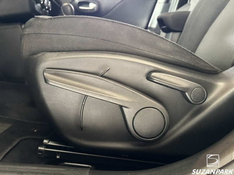 Jeep Renegade - foto 12