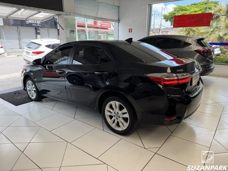 Toyota Corolla - foto 2