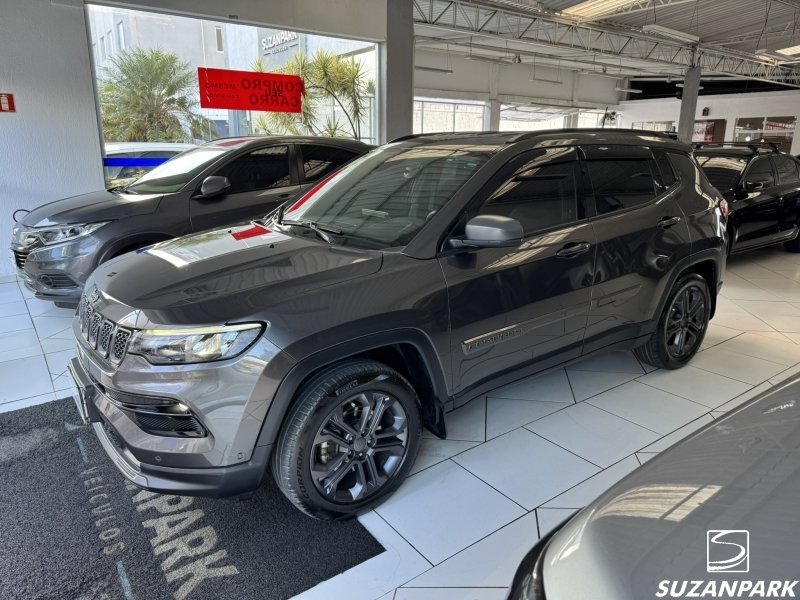 Jeep Compass - foto 1