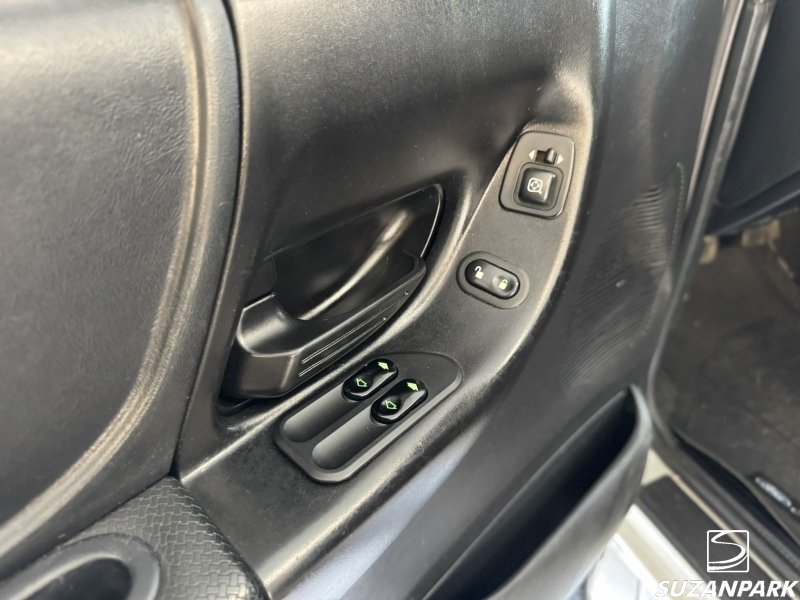 Ford Ranger - foto 12