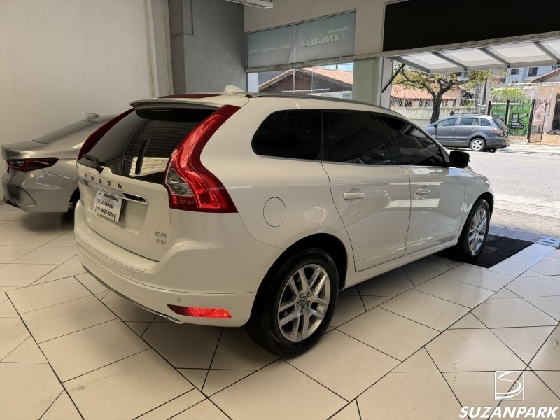 Volvo XC60 - foto 3