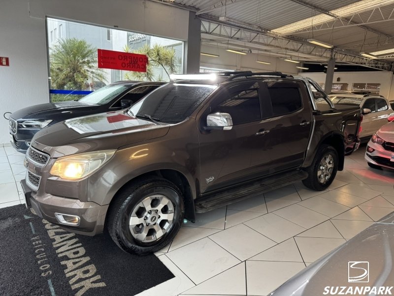 Chevrolet S10 CD LTZ 2.4 Flex 2013 Prata