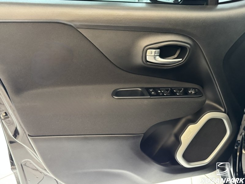 Jeep Renegade - foto 11